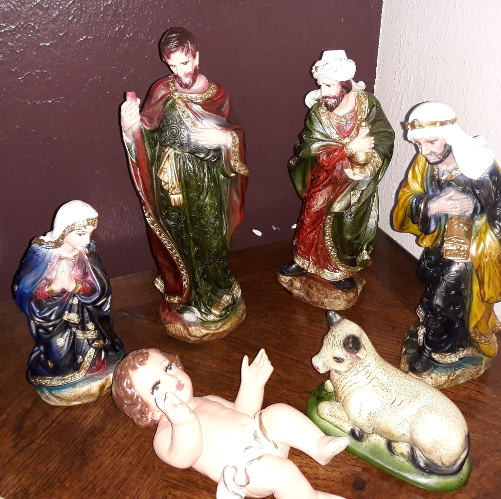 Handmade Nativity Set - Picture 11 of 11